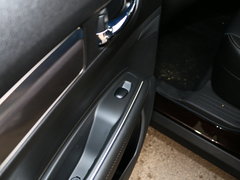2018款 2.0L 两驱豪华版