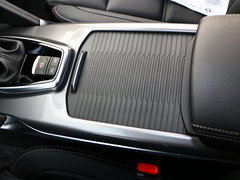 2018款 2.0L 两驱豪华版