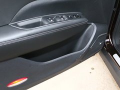 2018款 2.5L 四驱旗舰版