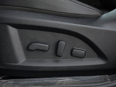 2018款 2.5L 两驱尊贵版