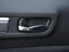 2018款 2.5L 两驱尊贵版