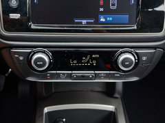 2018款 都市SUV 1.6T 自动尊贵型