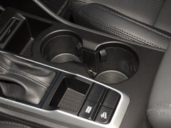 2018款 1.6T 双离合两驱15周年特别版