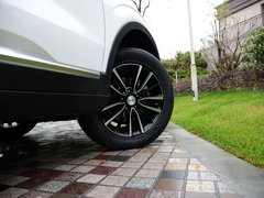 2018款 1.5T 自动旗舰型