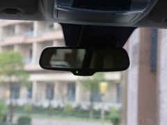 2018款 1.5T 自动旗舰型