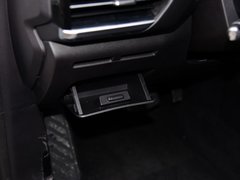 2018款 1.5T 自动旗舰型