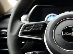 2018款 1.5T 自动旗舰型