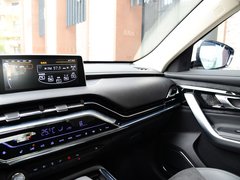2018款 1.5T 自动旗舰型