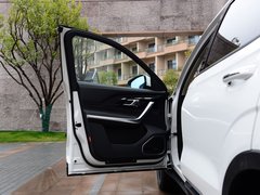 2018款 1.5T 自动旗舰型