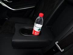 2018款 1.5T 自动旗舰型