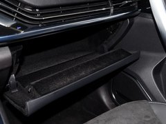 2018款 1.5T 自动旗舰型