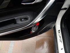 2018款 1.5T 自动旗舰型