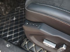 2018款 1.5T 自动旗舰型