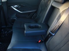 2018款 1.5T 自动旗舰型