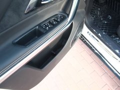 2018款 1.5T 自动旗舰型