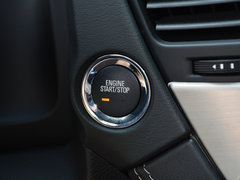 2018款 6.2L DENALI至尊长轴版 4WD