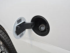 2018款 6.2L DENALI至尊长轴版 4WD