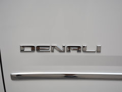 2018款 6.2L DENALI至尊长轴版 4WD