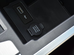 2018款 1.8TD 手动两驱智雅型