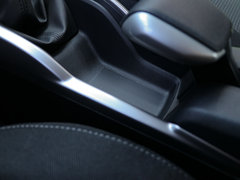2018款 1.6L 手动舒适版
