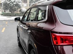 2019款 1.5T 自动尊享型 5座