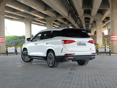 2020款 1.5T 手动发现版 7座