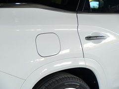 2020款 1.5T 手动发现版 7座