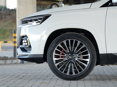 2020款 1.5T 手动发现版 7座