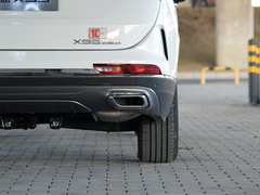 2020款 1.5T 手动发现版 7座