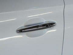 2020款 1.5T 手动发现版 7座