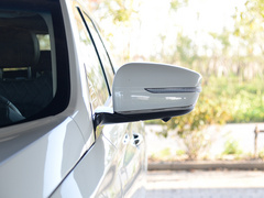 2020款 1.5T 手动发现版 7座