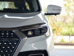 2020款 1.5T 手动发现版 7座