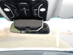 2020款 1.5T 手动发现版 7座