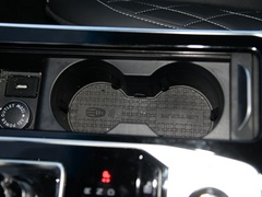 2020款 1.5T 手动发现版 7座