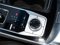 2020款 1.5T 手动发现版 7座