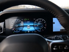 2020款 1.5T 手动发现版 7座