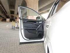 2020款 1.5T 手动发现版 7座