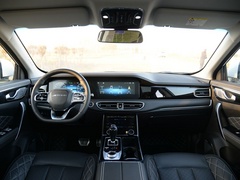 2020款 1.5T 手动发现版 7座
