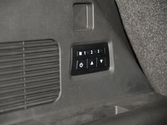 2020款 1.5T 手动发现版 7座