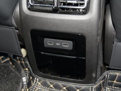 2020款 1.5T 手动发现版 7座