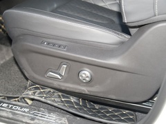2020款 1.5T 手动发现版 7座