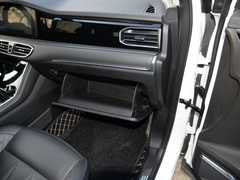 2020款 1.5T 手动发现版 7座