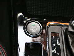 2018款 1.5T CVT尊贵型