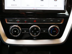 2018款 1.5T CVT尊贵型