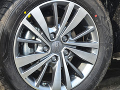 2018款 1.5L CVT尊贵型