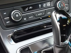 2018款 1.5L CVT尊贵型