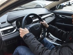 2018款 1.5L CVT尊贵型