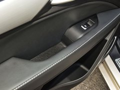 2018款 1.5L CVT尊贵型