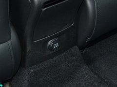 2018款 1.5L CVT尊贵型