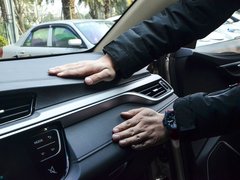 2018款 1.5L CVT尊贵型